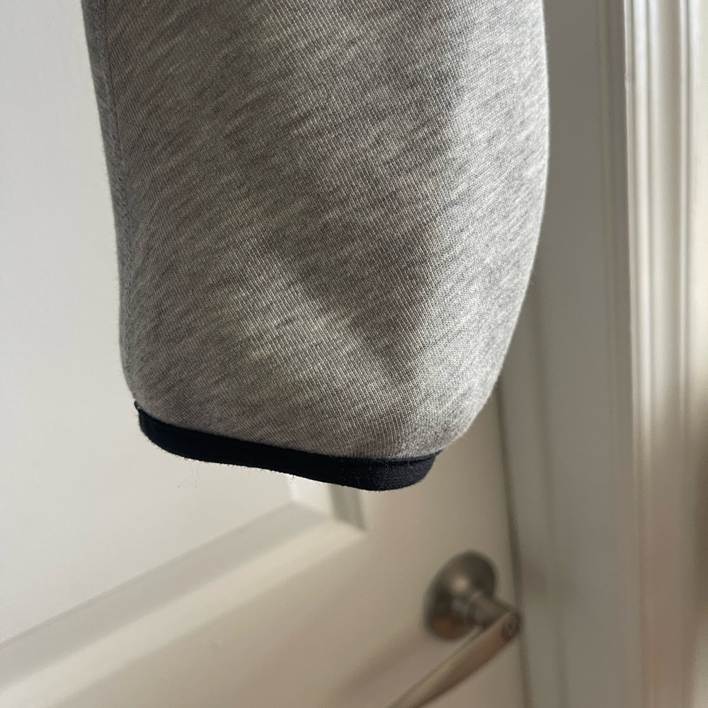 Nike Gray Zip-Up Jacket - Picture 5 of 11